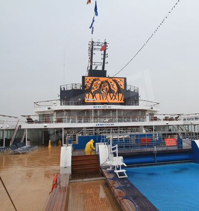 天海郵輪（lún）-海上運營（yíng）遊輪室（shì）外全（quán）彩屏