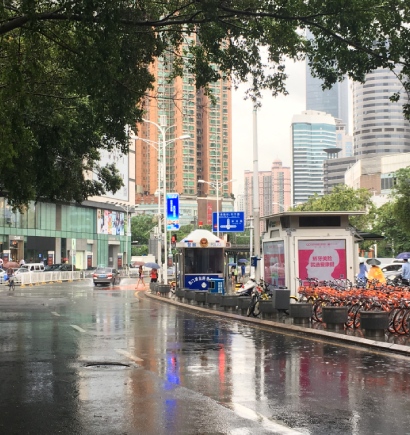 深圳東門老街智慧路（lù）燈