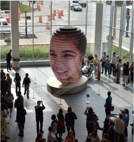 美國哥倫布市（shì）政大廳人臉互動創（chuàng）意屏