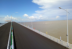 港（gǎng）珠澳大橋LED案例