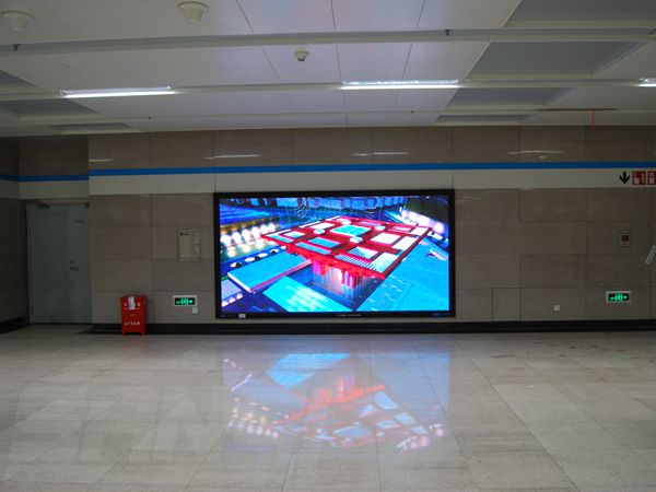 上海8號線虹口足球場（chǎng）室內全彩屏