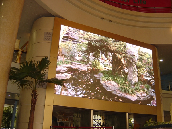 上海規劃（huá）館室內全彩LED顯示屏