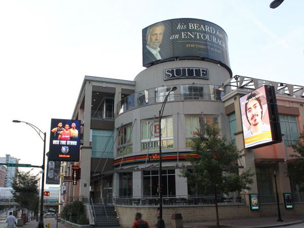 美國北卡羅來納Epi中心室外led全（quán）彩顯示屏