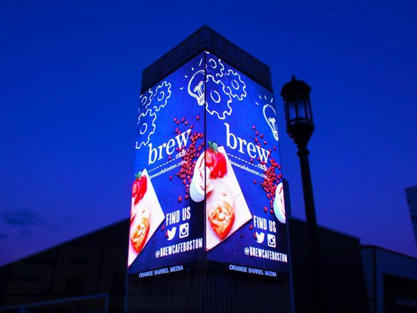 美國馬薩諸塞州波（bō）士（shì）頓市活動中心室外全彩led顯示屏