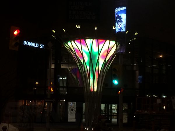 加（jiā）拿大Funnelatorled室外（wài）全彩屏