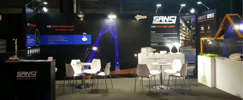 上海大香蕉9草在线國際照明展正麵展台