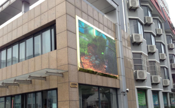 上海大眾工業（yè）學校校門口led顯示屏