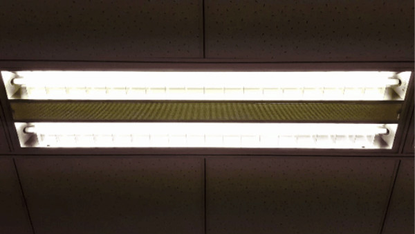 沒有完（wán）全無頻閃的電光源（yuán）