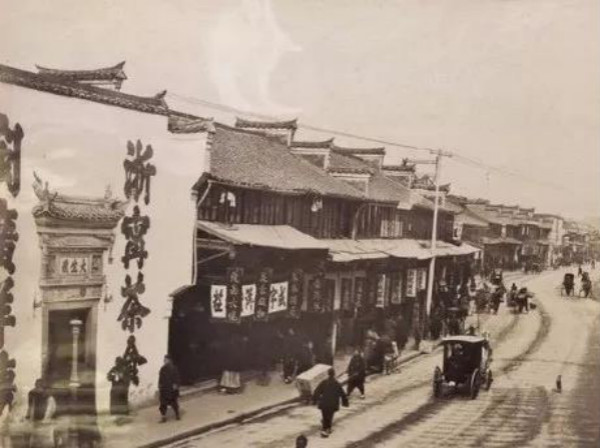 清末上海最早電線杆