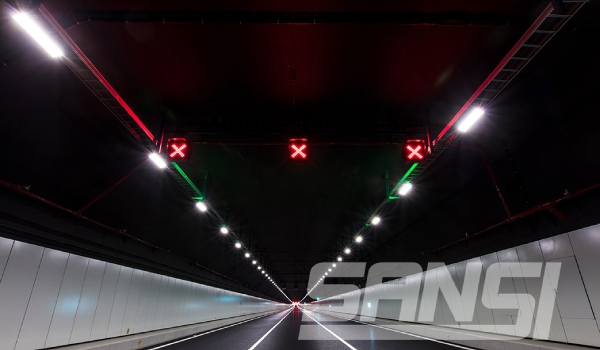 LED隧道燈,超長壽命驗證