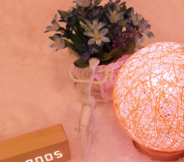 三（sān）思（sī）慧圓台燈