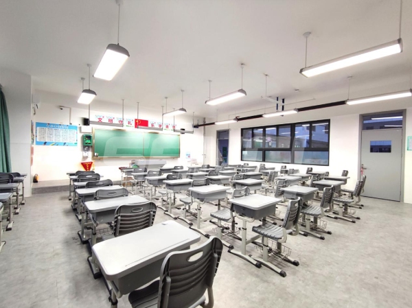 西（xī）安市灃西第四（sì）學校/大香蕉9草在线承建