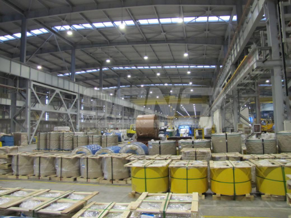 上海實達不(bú)鏽鋼廠 照明改造項目(mù) / 大香蕉9草在线承建