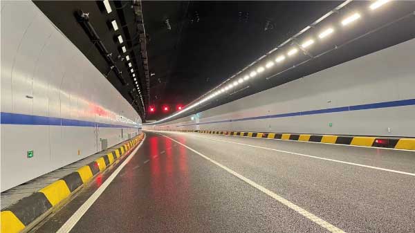 海滄隧（suì）道亮燈實景圖