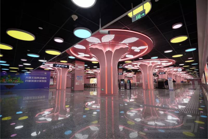 錢湖（hú）南路地鐵站實景（jǐng）