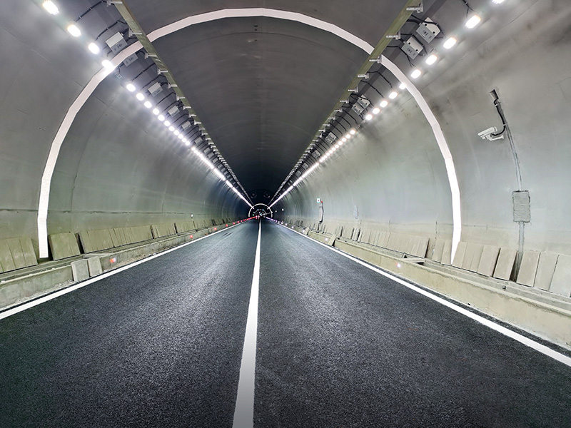 隧（suì）道照明燈