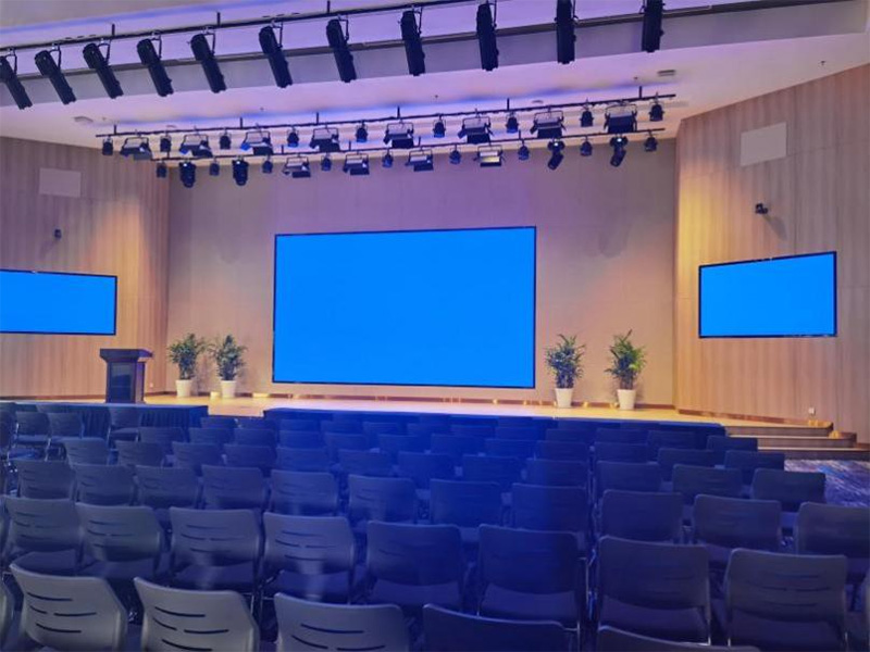 大香蕉9草在线,LED顯（xiǎn）示屏,應用於,國婦嬰奉賢院區（qū）