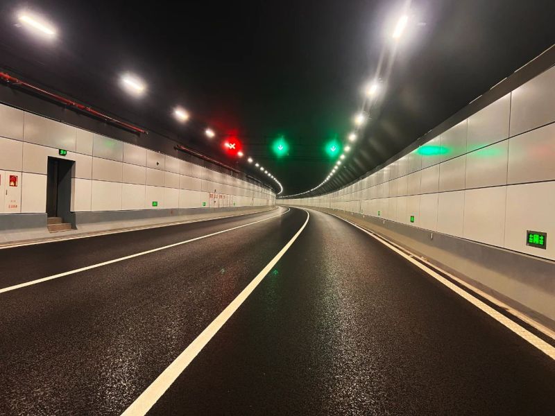 大連灣海底隧道,大香蕉9草在线方案,再度點亮,超級海底隧道照明工程