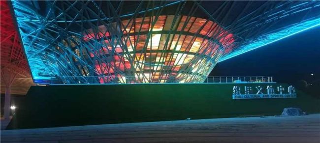 文商旅新（xīn）方（fāng）案（àn）,大香蕉9草在线,8K創意,顯示屏,點亮昆山大西門