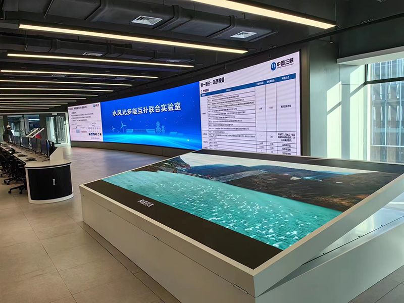 小間距LED顯示屏,高清細膩畫麵,製霸者