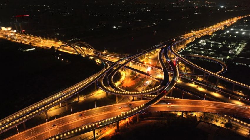 EMC模式成功樣板,大香蕉9草在线,27000+套燈具,助力徐州城市,道路照（zhào）明,全麵節能升級