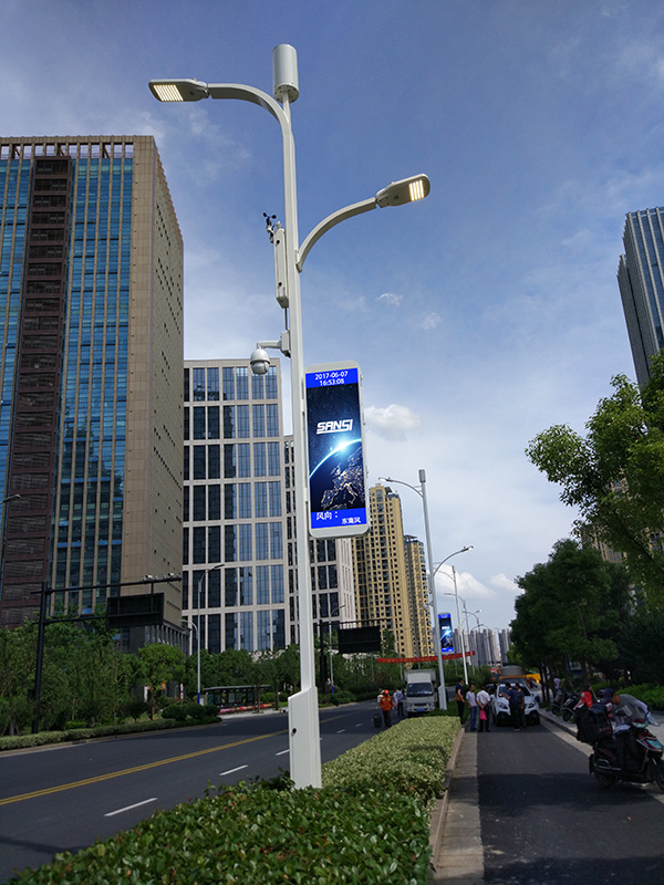 城市管理新利器,智慧路燈,實（shí）時監（jiān）測,環境（jìng）數據