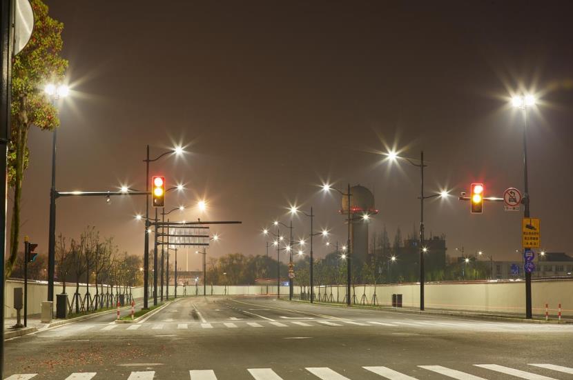 LED路（lù）燈,路燈技術,賦能多元城市空間