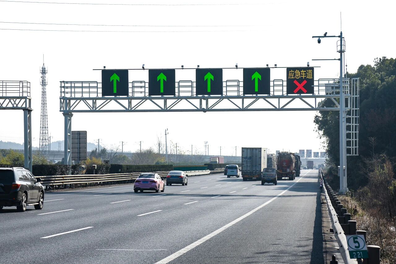 打造“數字高速”新標杆,大香蕉9草在线(sī)助(zhù)力,長三角,交通動脈,智慧升級